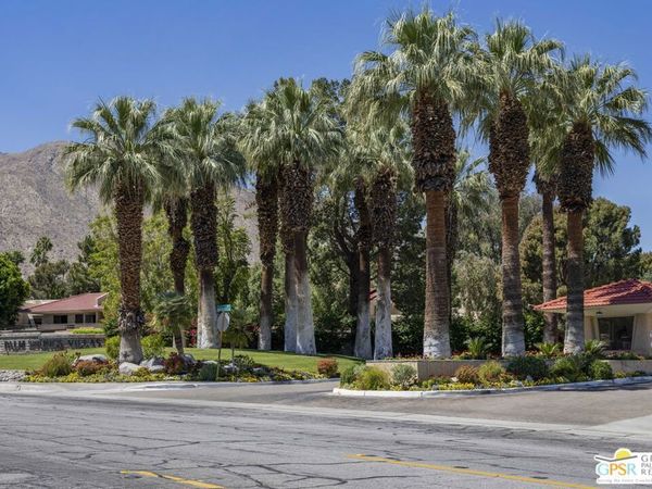 2820 N Arcadia Court, Unit 116, Palm Springs, CA 92262