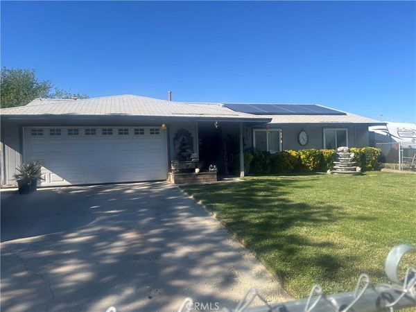 15235 Newmont, Lancaster, CA 93535