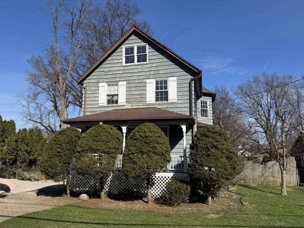 933 Harms Road , Glenview, IL 60025