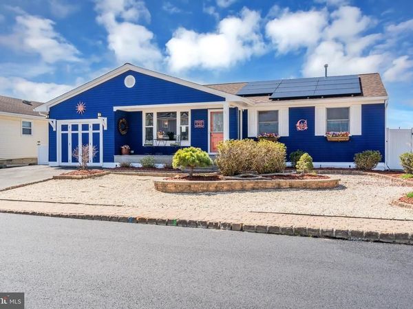 110 E SHREWSBURY DRIVE , LITTLE EGG HARBOR TWP, NJ 08087