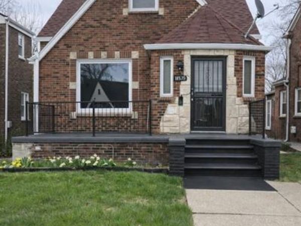 16570 Greenlawn Street, Detroit, MI 48221