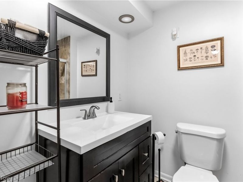 6911 Lantern Lane, Parma Heights, OH 44130 Photo 19