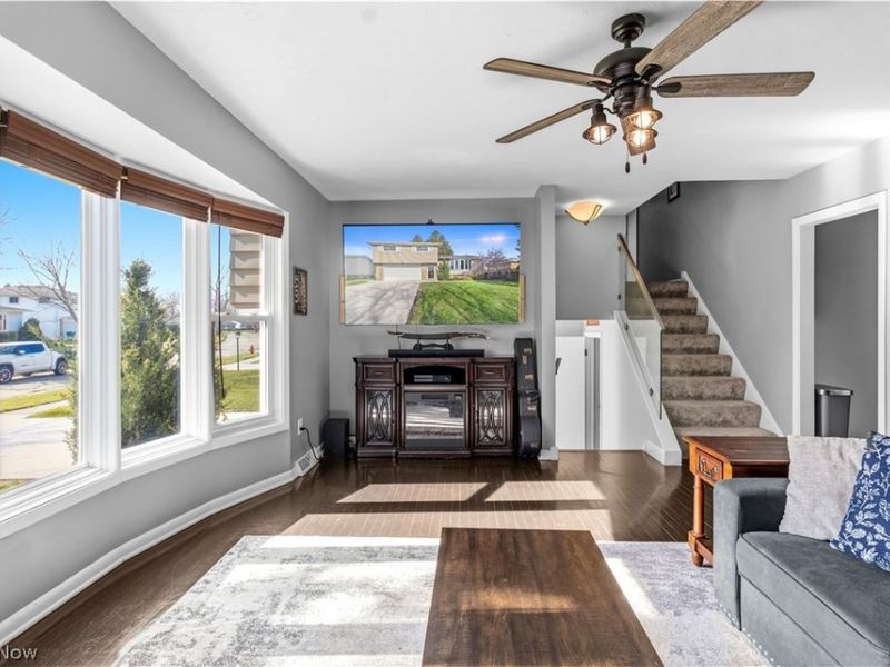 6911 Lantern Lane, Parma Heights, OH 44130 Photo 6