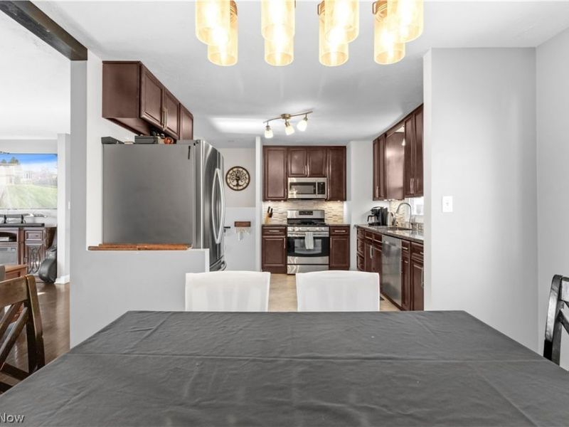 6911 Lantern Lane, Parma Heights, OH 44130 Photo 8