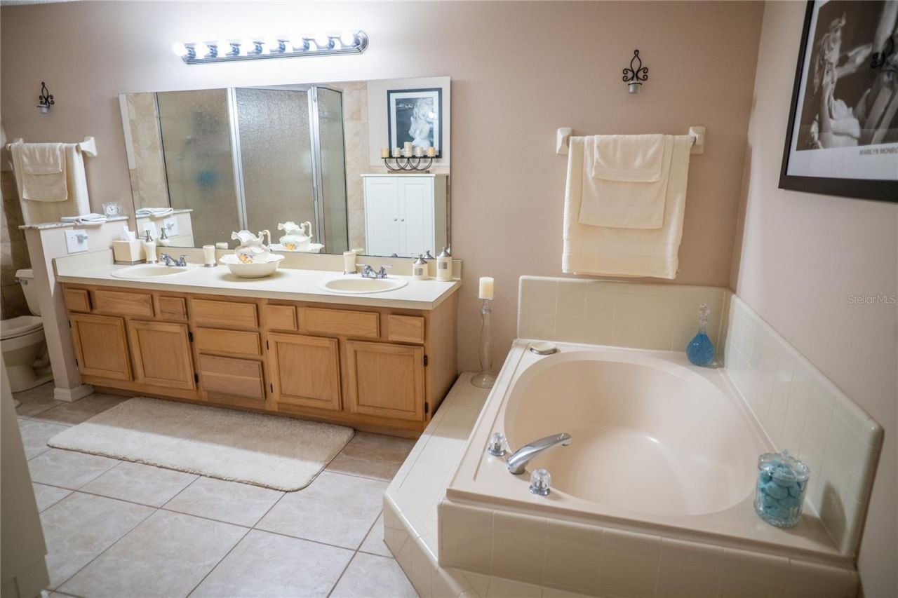 8809 Hunting Bow Court, Orlando, FL 32829 Photo