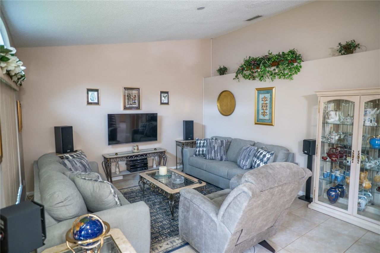 8809 Hunting Bow Court, Orlando, FL 32829 Photo