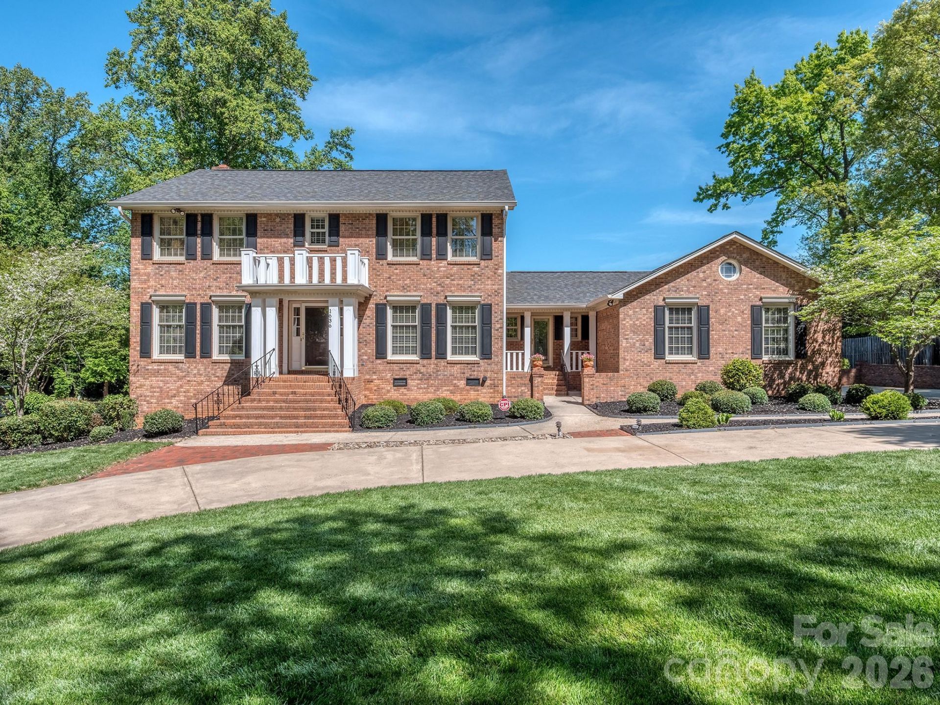 1636 Heatherloch Drive , Gastonia, NC 28054 Main Photo