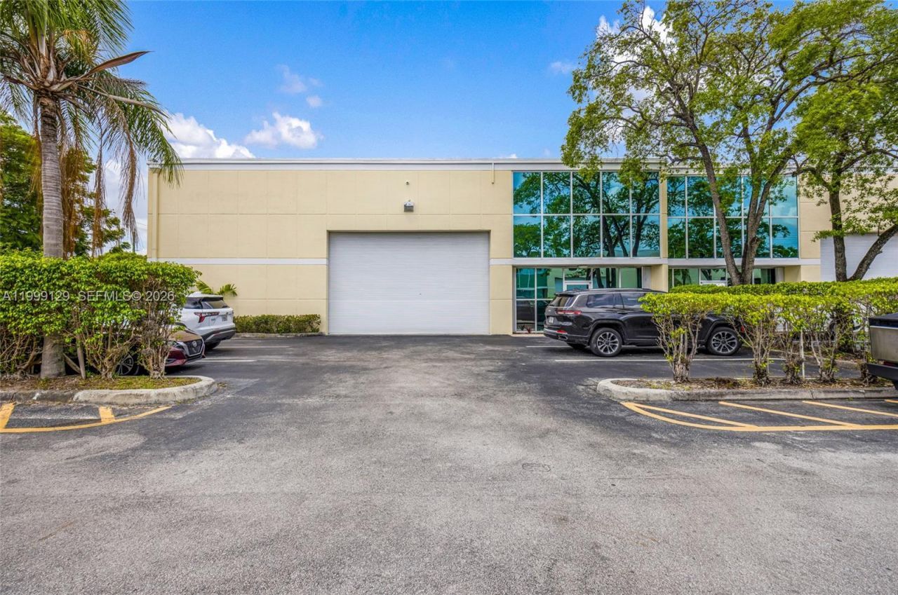 8009 NW 29th St, Unit 8009, Doral, FL 33122 Photo