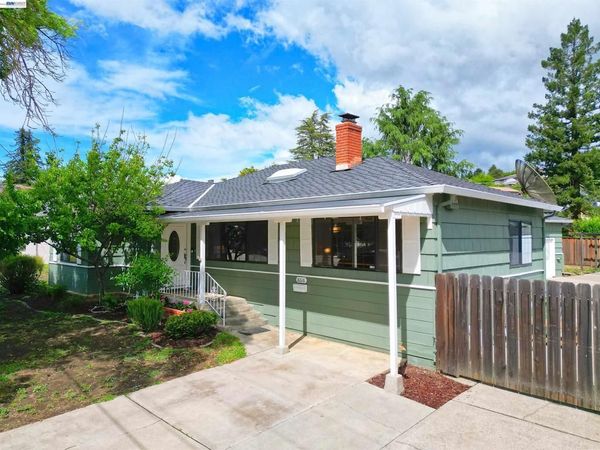 18616 Sandy Rd, Castro Valley, CA 94546