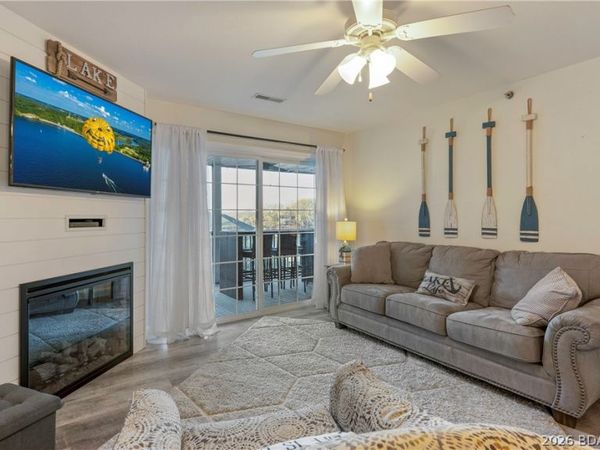 315 Highland Shores Drive, Unit 3A, Lake Ozark, MO 65049