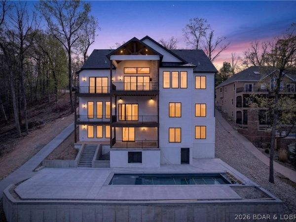 185 Turnbridge Court, Sunrise Beach, MO 65079