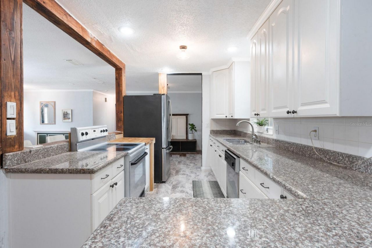 501 Rooks Road, Seffner, FL 33584 Photo