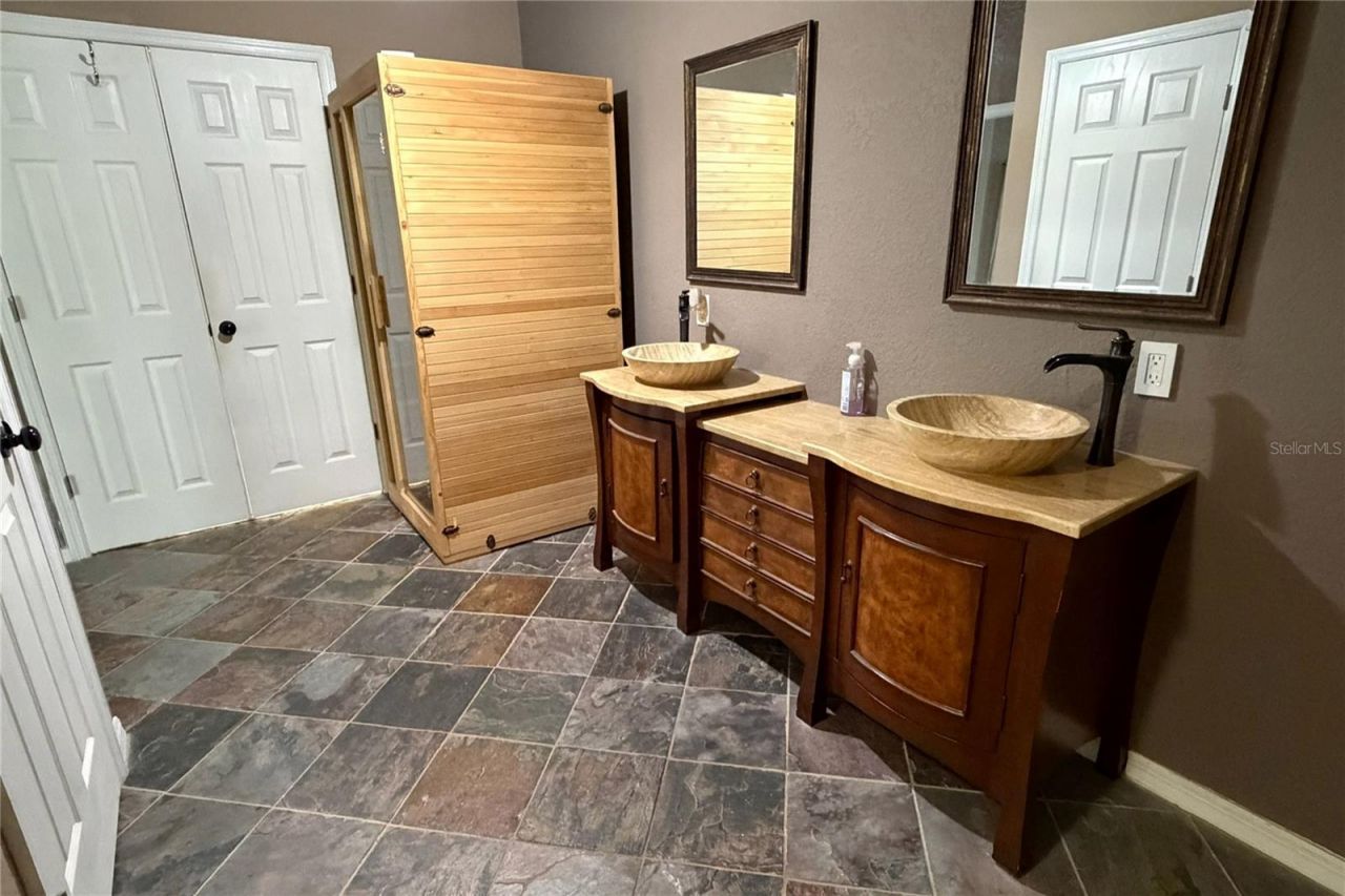 1497 Overland Drive , Spring Hill, FL 34608 Photo