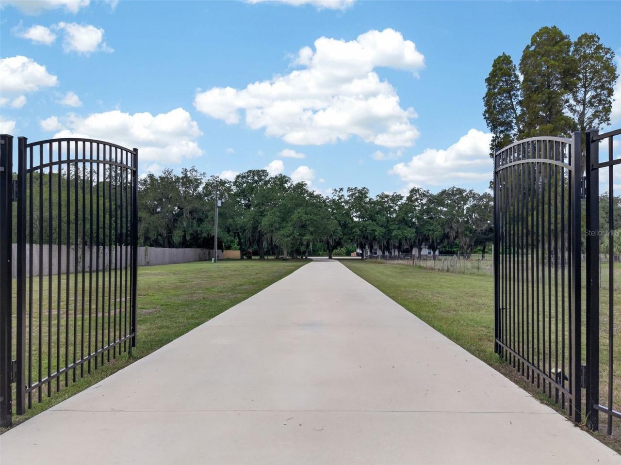 692 Howard Road, Auburndale, FL 33823 Photo