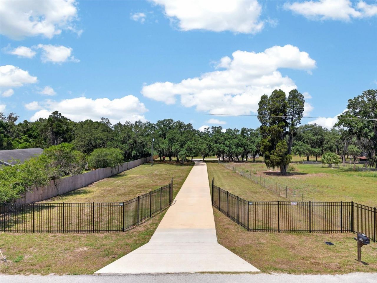 692 Howard Road, Auburndale, FL 33823 Photo
