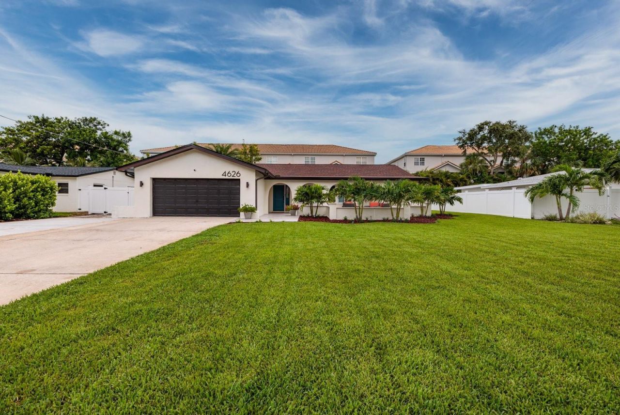 4626 Bayshore Boulevard Ne, Saint Petersburg, FL 33703 Photo