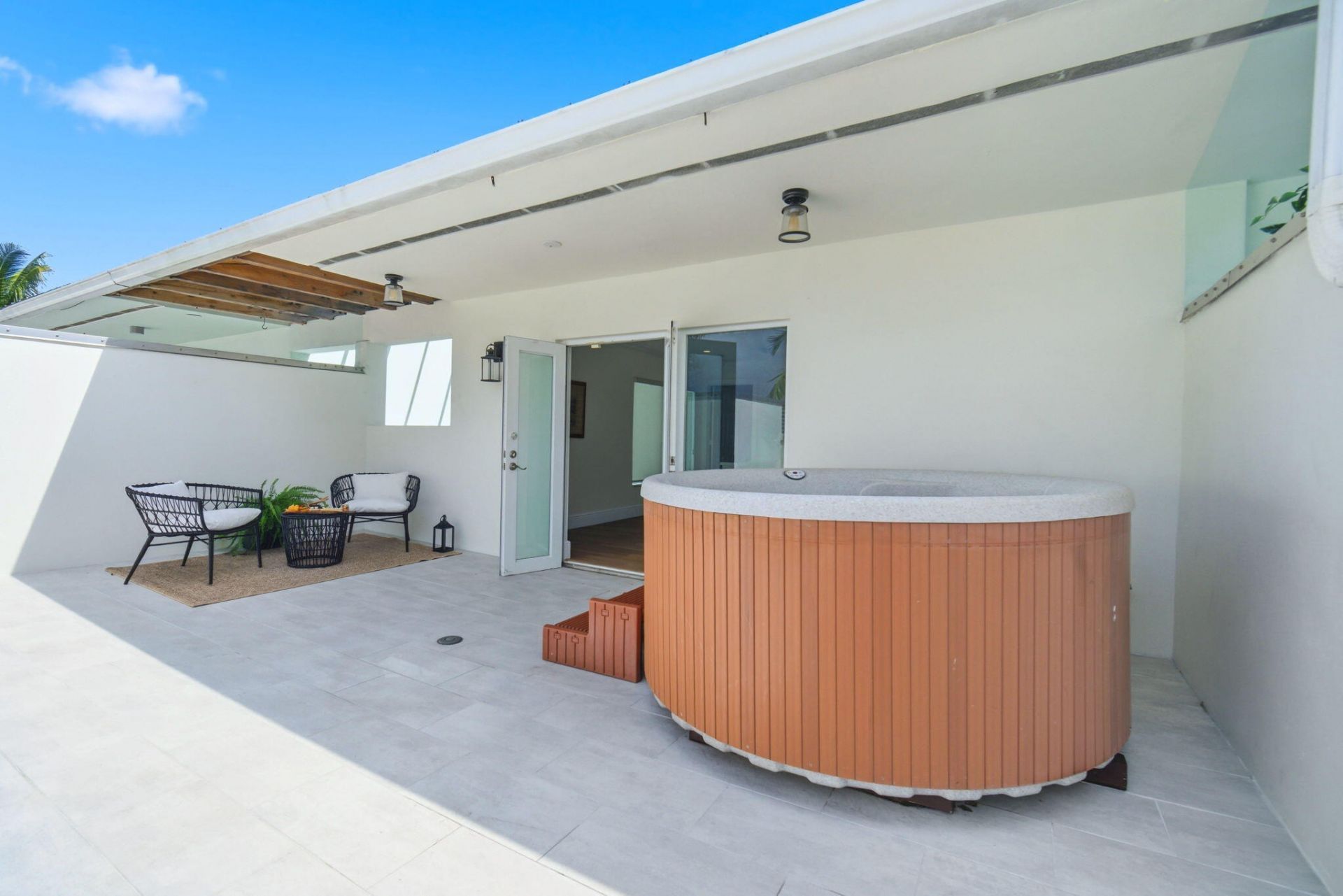 1705 NE 5th Street, Fort Lauderdale, FL 33301 Photo