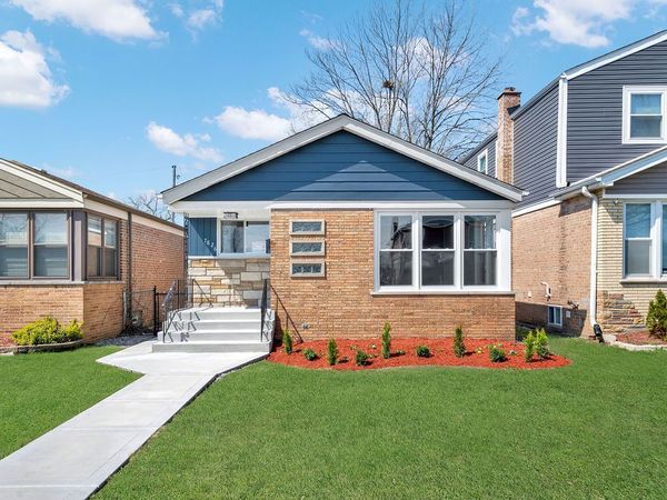 7826 S Christiana Avenue, Chicago, IL 60652