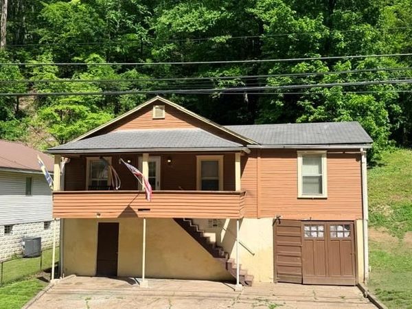 836 S Park Rd, CHARLESTON, WV 25304