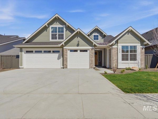 1010 E Crescendo St, Meridian, ID 83642