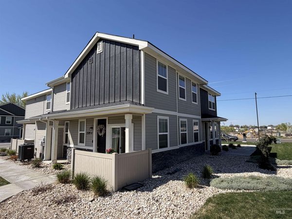 2329 E Spice Loop, Unit 4, Nampa, ID 83687