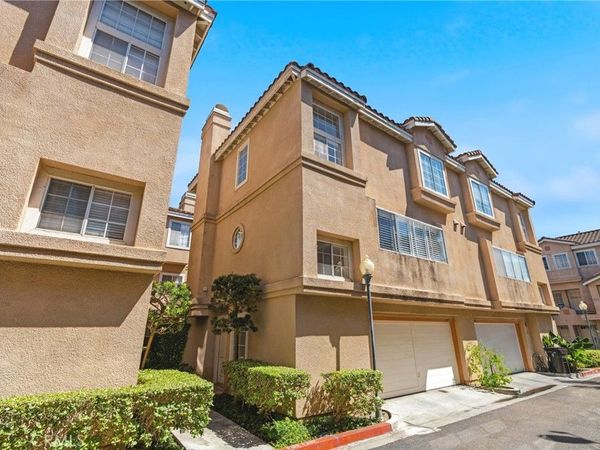 14075 Lemoli, Hawthorne, CA 90250