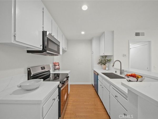 23515 Lyons, Unit 253, Valencia, CA 91355