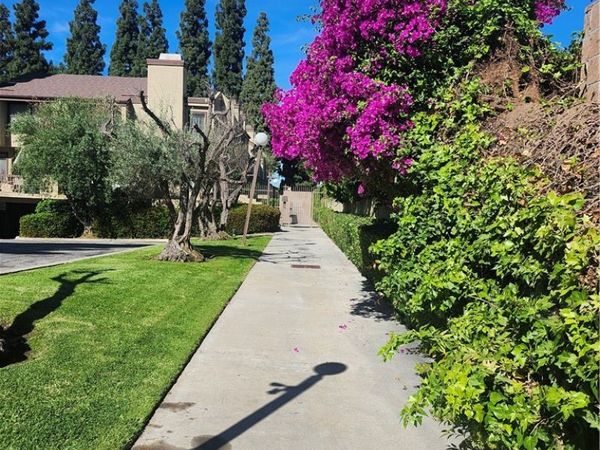 849 E Victoria, Unit 209, Carson, CA 90746