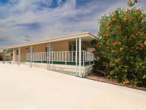 282 N La Paloma, San Jacinto, CA 92582