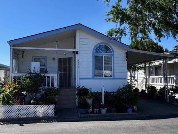 28845 La Corona, Hayward, CA 94544