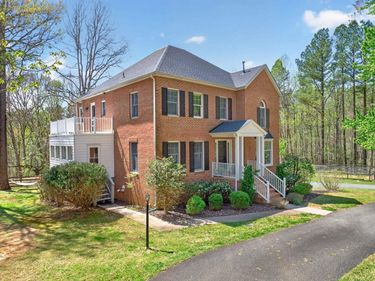 7087 DICK WOODS RD, Afton, VA 22920