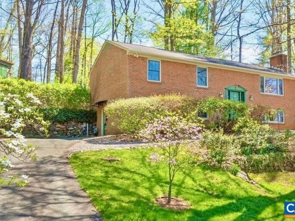 2228 BRANDYWINE DR, Charlottesville, VA 22901