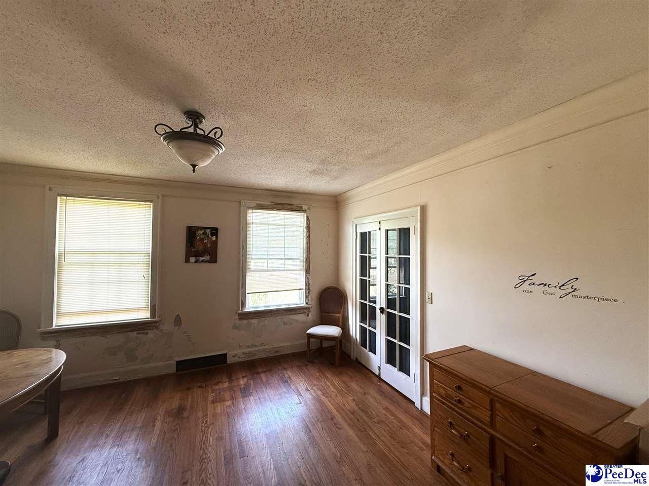 605 E Main Street Photo 23