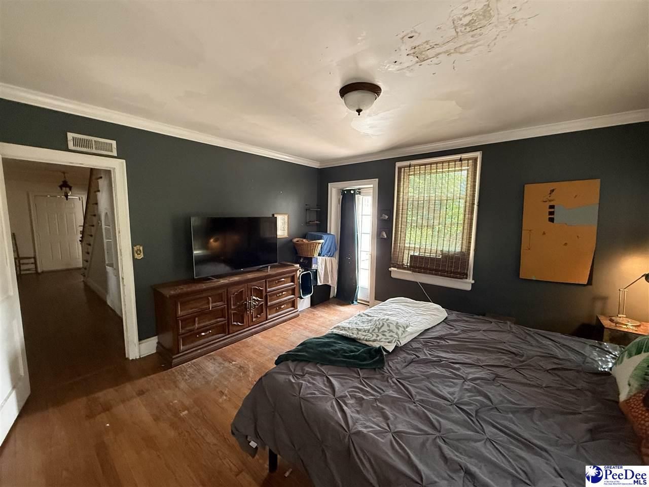 605 E Main Street Photo 30