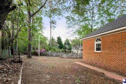 708 Yorkshire Court photo 4