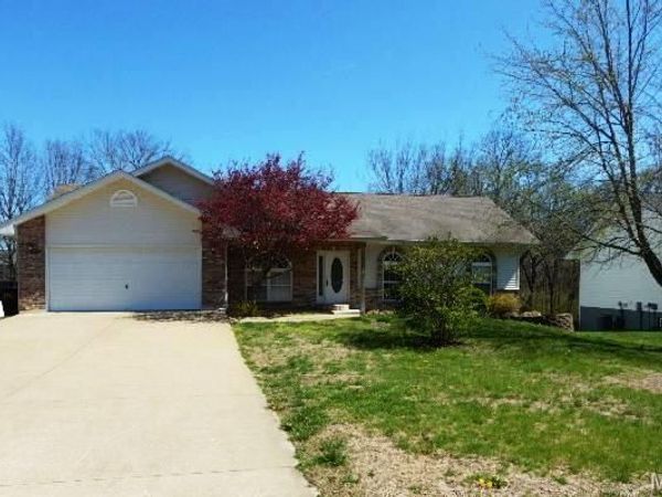 106 Ridge Road , Troy, MO 63379