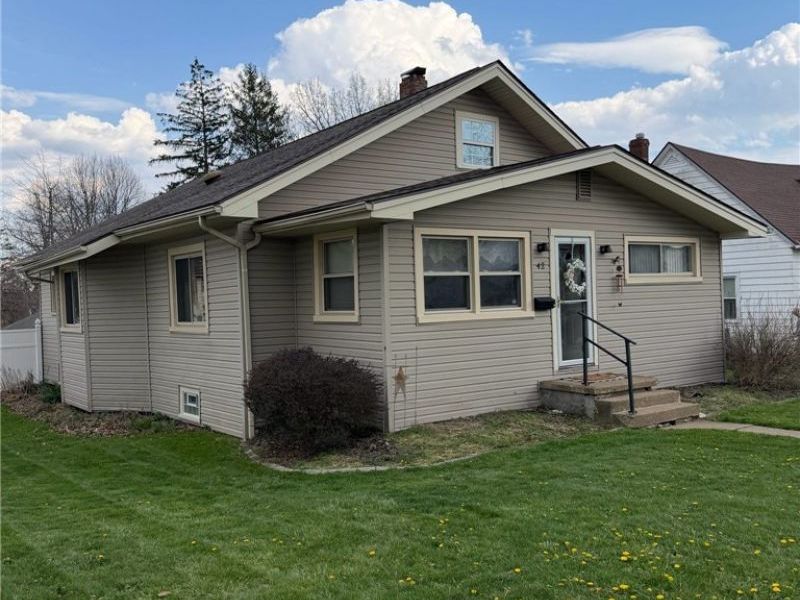 42 S 4th Street, Rittman, OH 44270 Photo 2