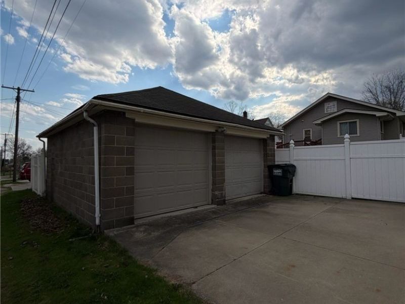 42 S 4th Street, Rittman, OH 44270 Photo 3