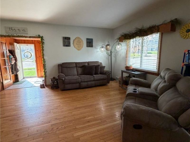42 S 4th Street, Rittman, OH 44270 Photo 7