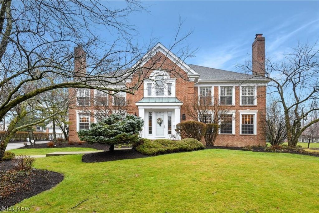 Shaker Heights, OH 44118