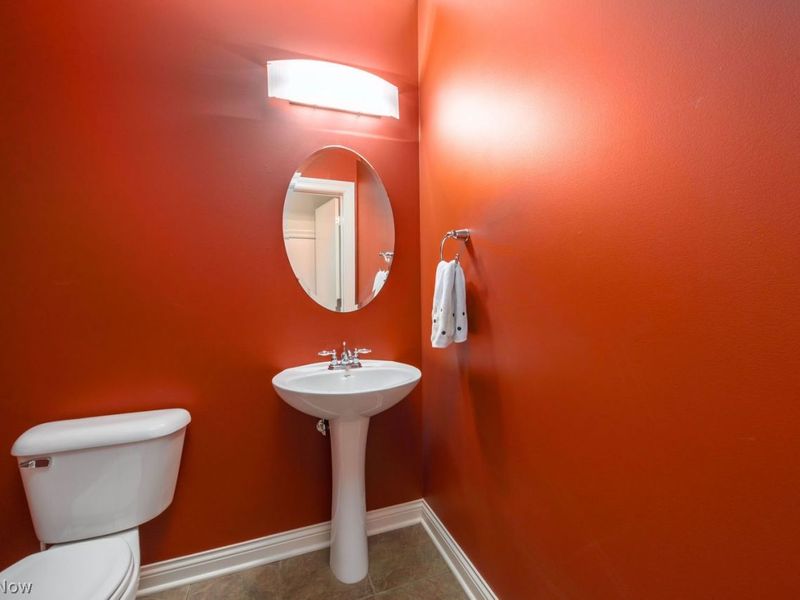 12215 Detroit Avenue, Lakewood, OH 44107 Photo 11