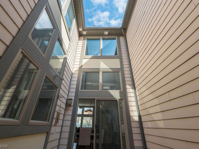 12215 Detroit Avenue, Lakewood, OH 44107 Photo 41