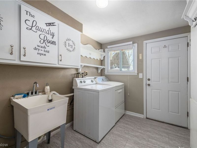 3848 N Hogan Drive, Lorain, OH 44053 Photo 21