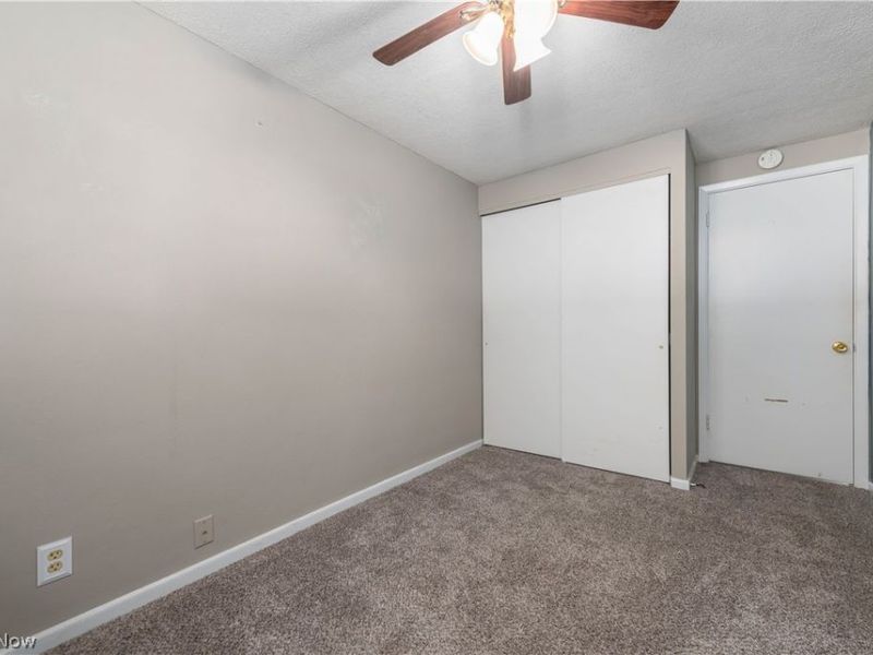 3848 N Hogan Drive, Lorain, OH 44053 Photo 25