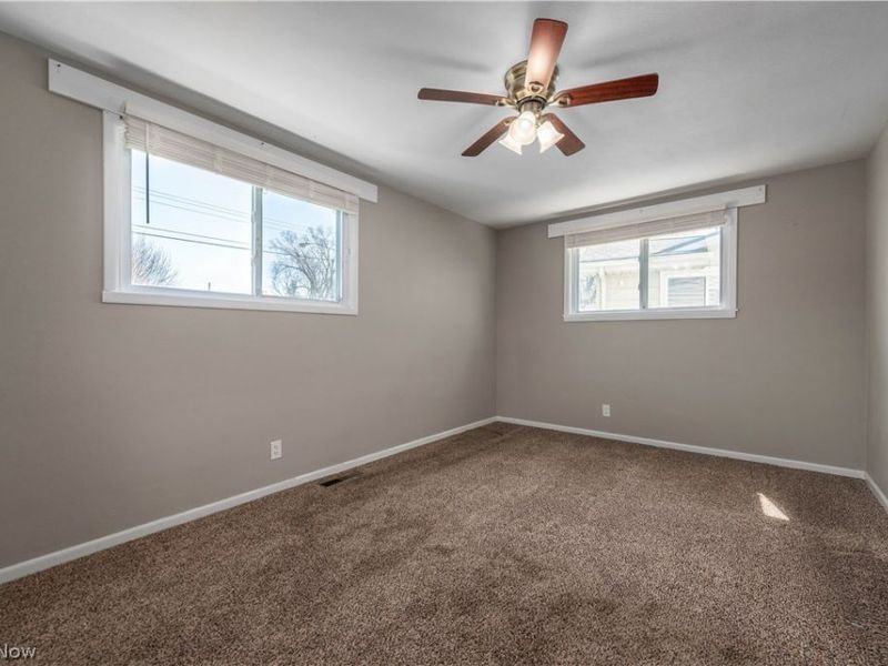 3848 N Hogan Drive, Lorain, OH 44053 Photo 32