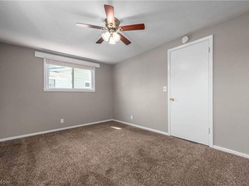 3848 N Hogan Drive, Lorain, OH 44053 Photo 33