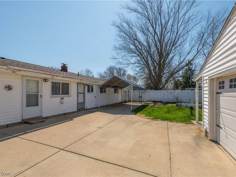3848 N Hogan Drive, Lorain, OH 44053 Photo 6