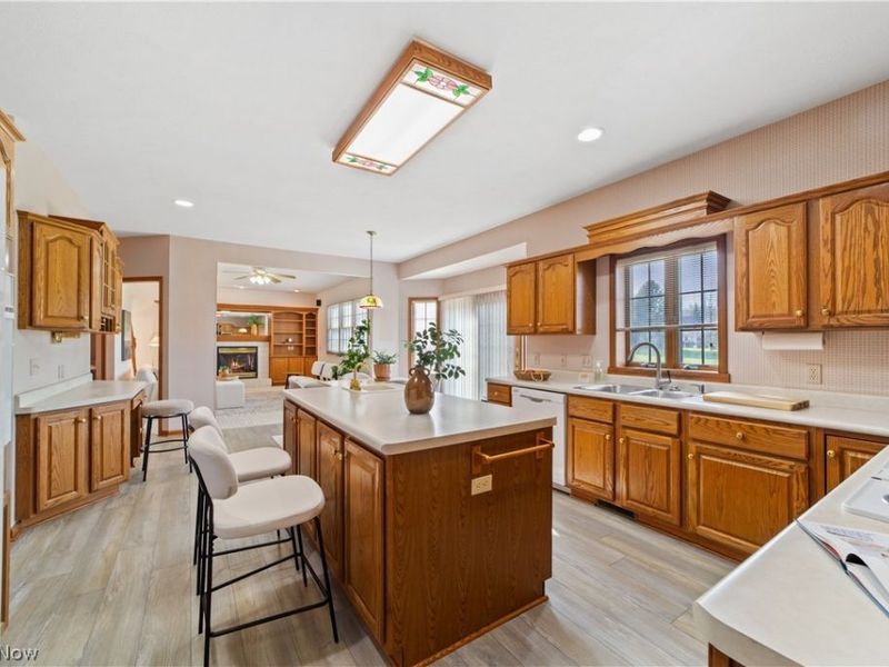 5356 Kingston Court, Sheffield Village, OH 44054 Photo 12