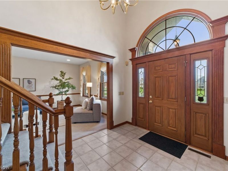 5356 Kingston Court, Sheffield Village, OH 44054 Photo 5