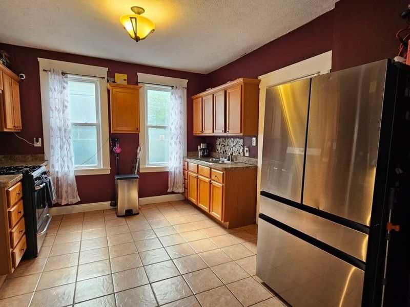 3628 Beyerle Road, Cleveland, OH 44105 Photo 4